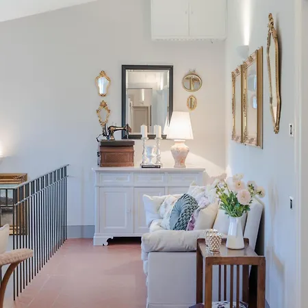 Villa Tuscany Vineyard Retreat *