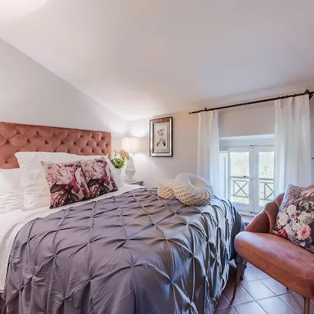 Tuscany Vineyard Retreat Villa
